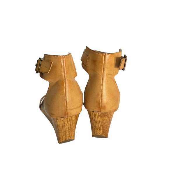 Kenneth Cole Reaction Ava sexy casual camel wedge summer vacation sandal size 9 - Picture 4 of 14